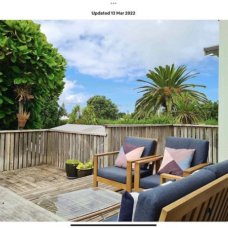 Cabbage Tree - Summer Or Winter Beachfront Haven Papamoa Buitenkant foto