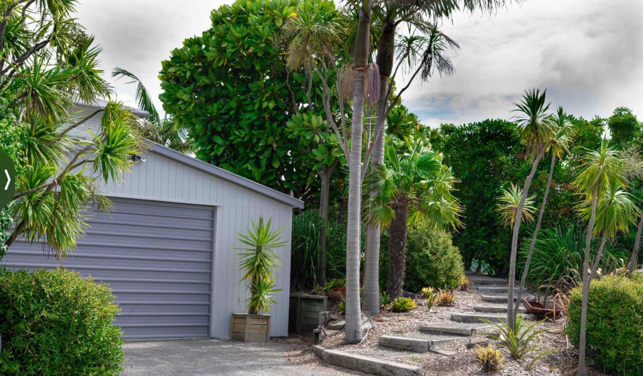 Cabbage Tree - Summer Or Winter Beachfront Haven Papamoa Buitenkant foto
